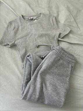 ZARA sweatpants/t-shirt set